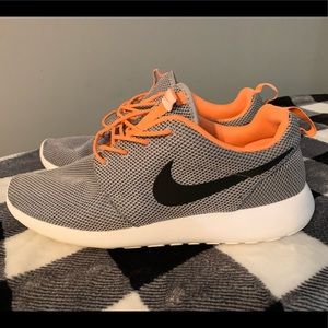 Nike Roshe Run One, size 13